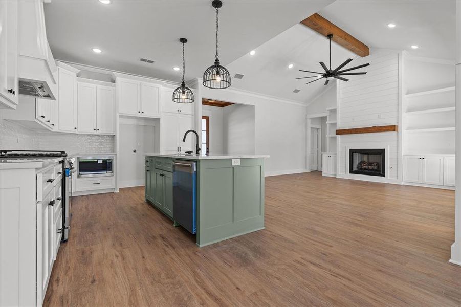 Furnished interior view inside a new home in , Lindale (Image 19).