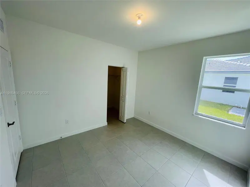 Spacious, unfurnished interior of a new home in , Homestead (Image 12).