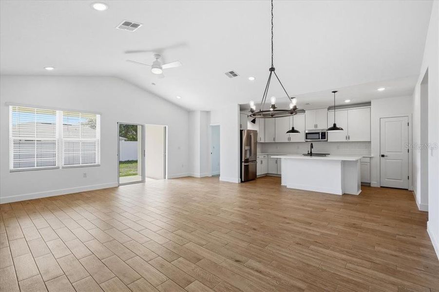 Spacious, unfurnished interior of a new home in Aspire at Palm Coast, Palm Coast (Image 30).