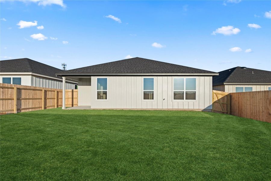 Please Note: These exterior photos are not of the actual home but are of a completed one with a similar floor plan. Finishes, features, and layouts may vary. Please Note: These exterior photos are not of the actual home but are of a completed one with a similar floor plan. Finishes, features, and layouts may vary.