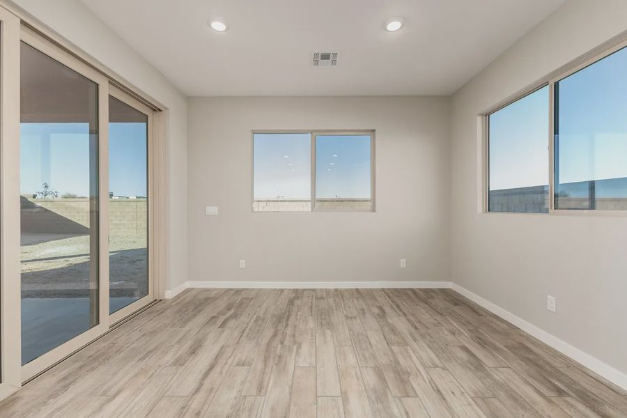 Spacious, unfurnished interior of a new home in Forté at Granite Vista, Waddell (Image 31).