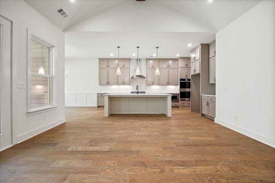 Image 48 of a home in .