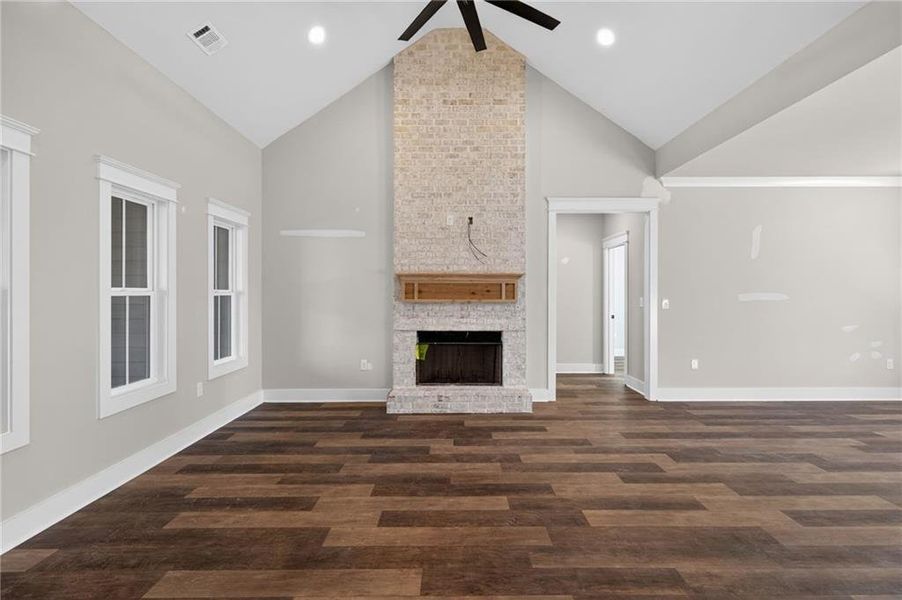 Spacious, unfurnished interior of a new home in , Douglasville (Image 30).