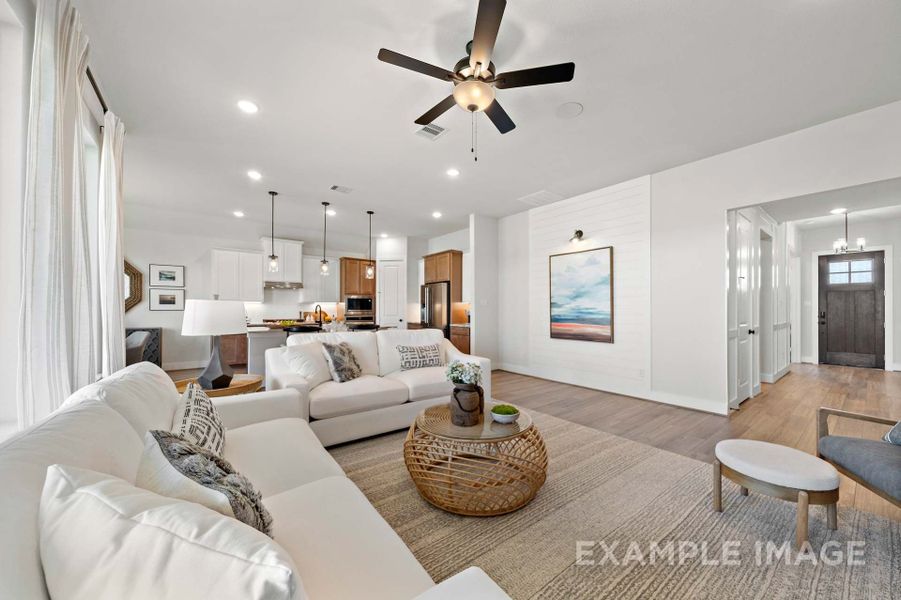 Representative furnished interior of a home built from the The Edward by Davidson Homes LLC in Lago Mar, Texas City (Image 9).