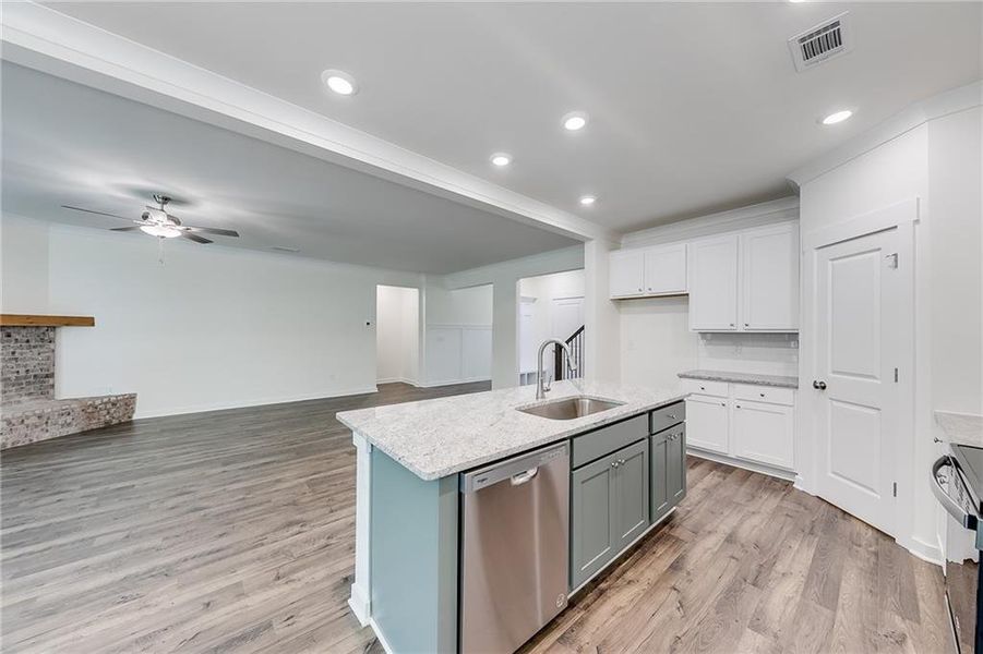 Furnished interior view inside a new home in , Jefferson (Image 8).