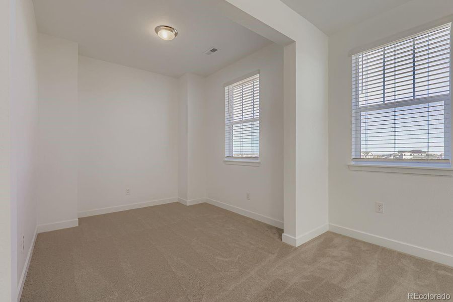 Spacious, unfurnished interior of a new home in Sunset Village: The Grand Collection, Erie (Image 18). Spacious, unfurnished interior of a new home in Sunset Village: The Grand Collection, Erie (Image 18).