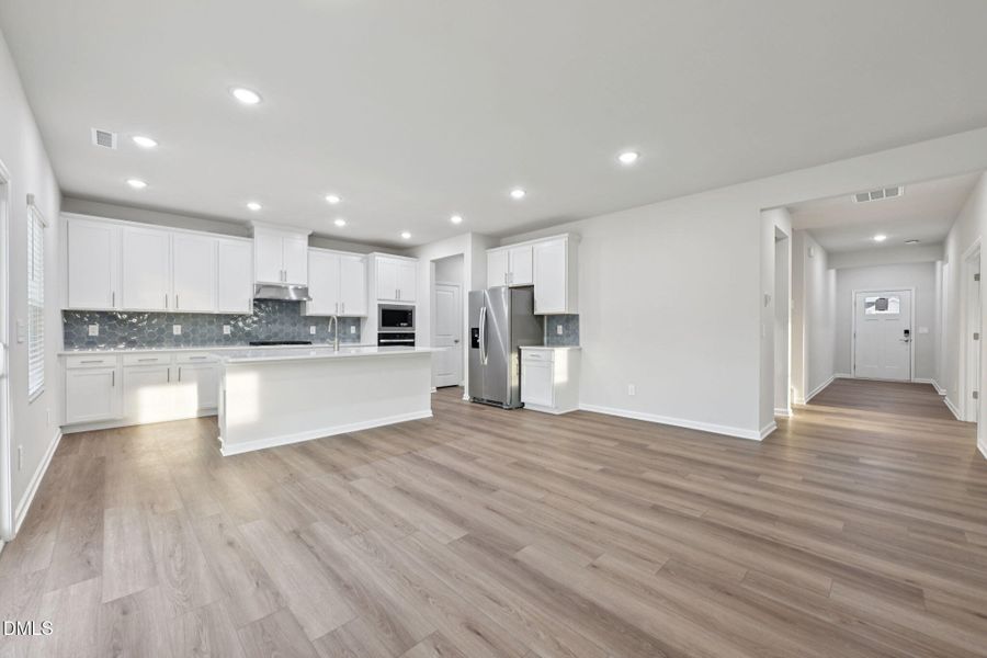 7 - Kitchen 7 - Kitchen