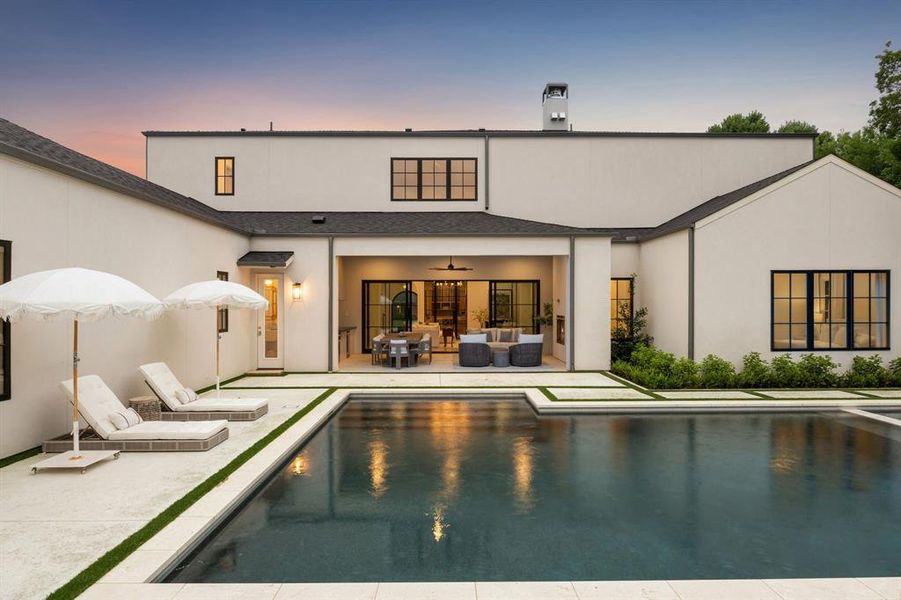 Exterior details and patio area of a home in , Dallas (Image 20).