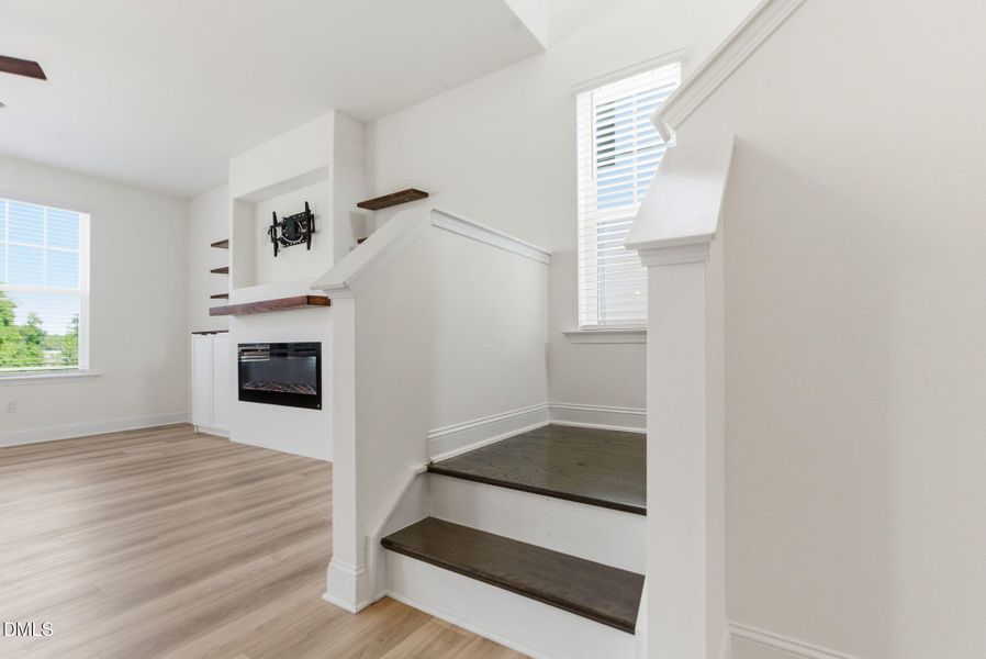 202 Burford Way-36