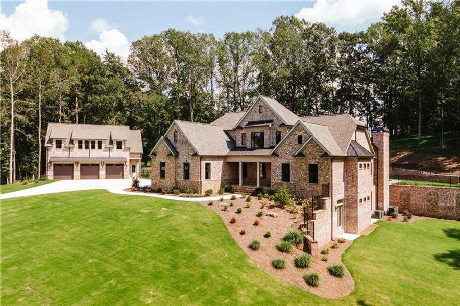 Image 84 of a home in .