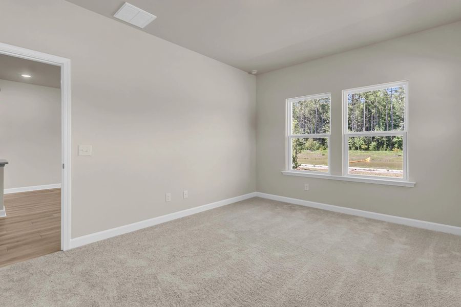 Similar Palmetto floorplan. Features and finishes may vary.