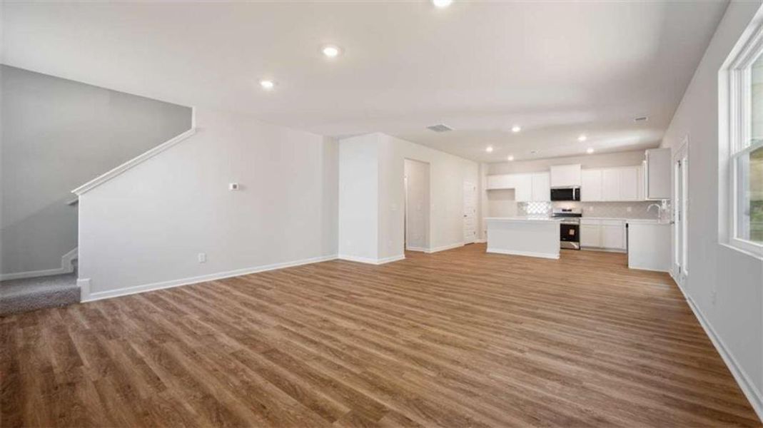 Spacious, unfurnished interior of a new home in The Reserve at Calcutta, Stockbridge (Image 16). Spacious, unfurnished interior of a new home in The Reserve at Calcutta, Stockbridge (Image 16).