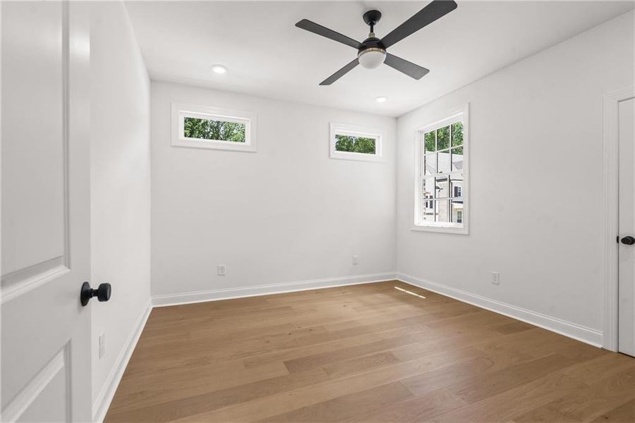 Spacious, unfurnished interior of a new home in Waterside Townhomes, Peachtree Corners (Image 23).