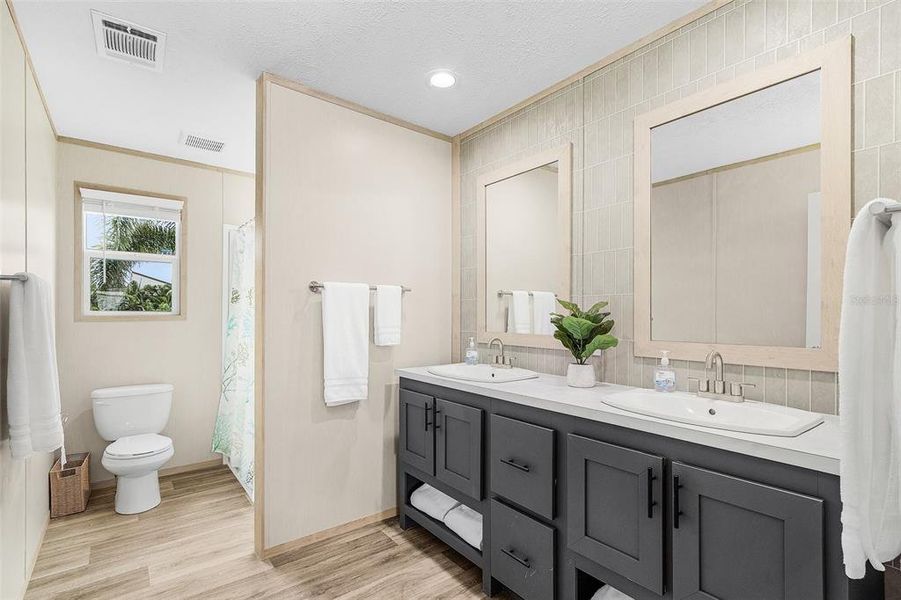 Furnished interior view inside a new home in , Punta Gorda (Image 16).