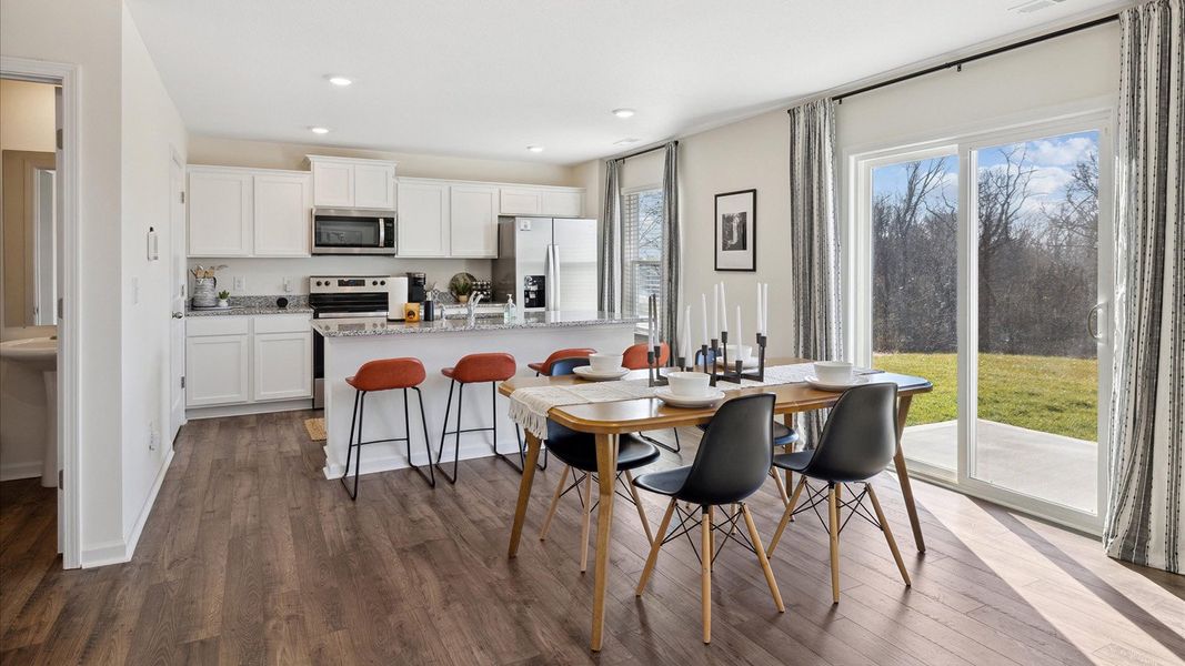 Furnished interior view inside a new home in Emory Creek, Harriman (Image 6).
