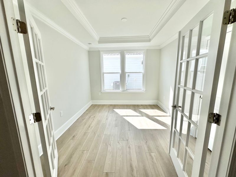 Spacious, unfurnished interior of a new home in Del Webb Wilmington at Mallory Creek, Leland (Image 11).