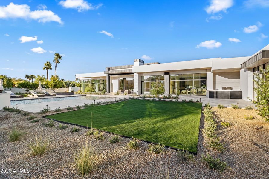 untitled (53 of 62) untitled (53 of 62)