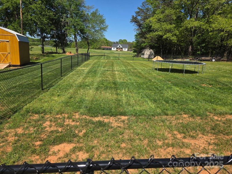 Image 27 of a home in . Image 27 of a home in .