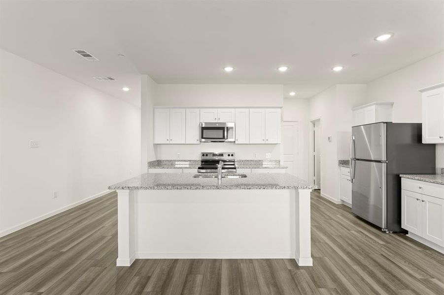 04. 1404 Lake Alpine - Kitchen