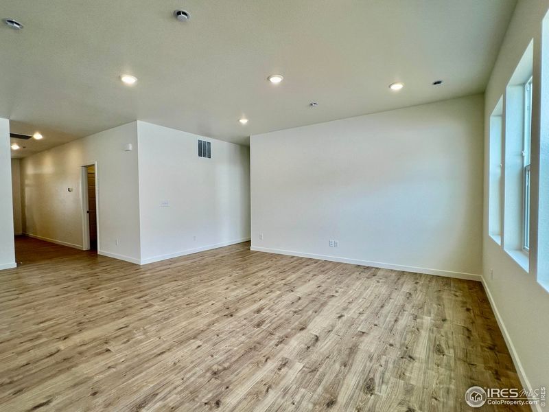 Spacious, unfurnished interior of a new home in Union Colony West, Greeley (Image 19).