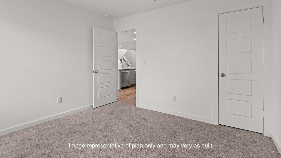 Spacious, unfurnished interior of a new home in Overlook West, Wolfforth (Image 19).