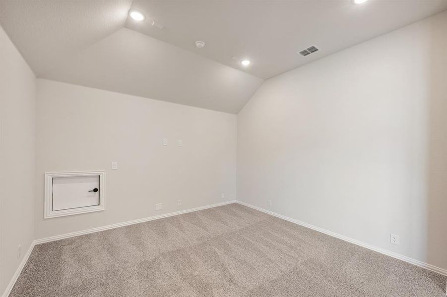 Spacious, unfurnished interior of a new home in Mockingbird Hills 60-65, Joshua (Image 37). Spacious, unfurnished interior of a new home in Mockingbird Hills 60-65, Joshua (Image 37).