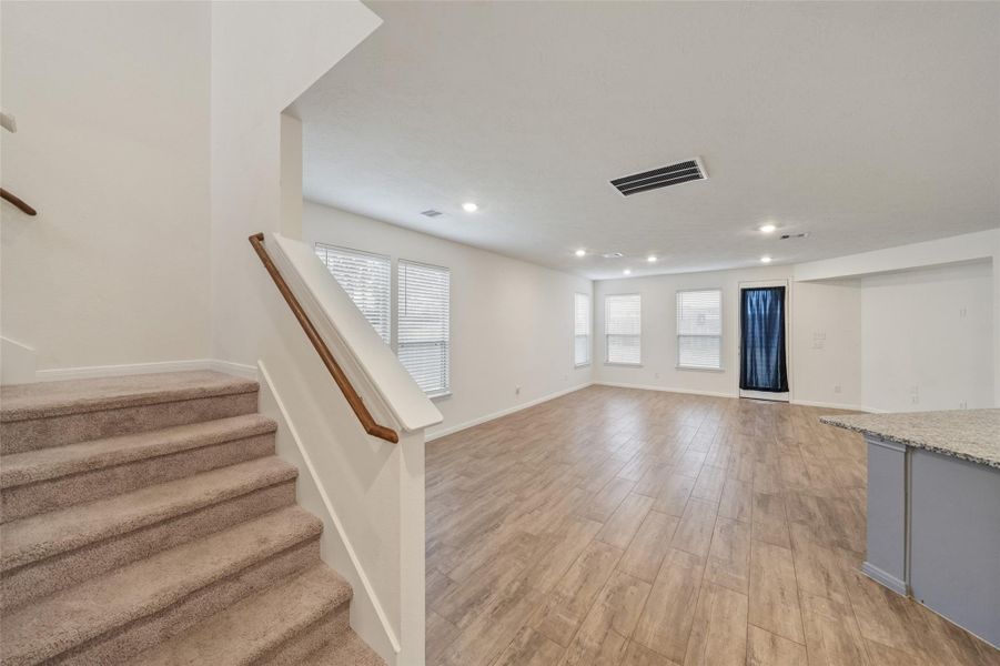 Spacious, unfurnished interior of a new home in , Magnolia (Image 21).