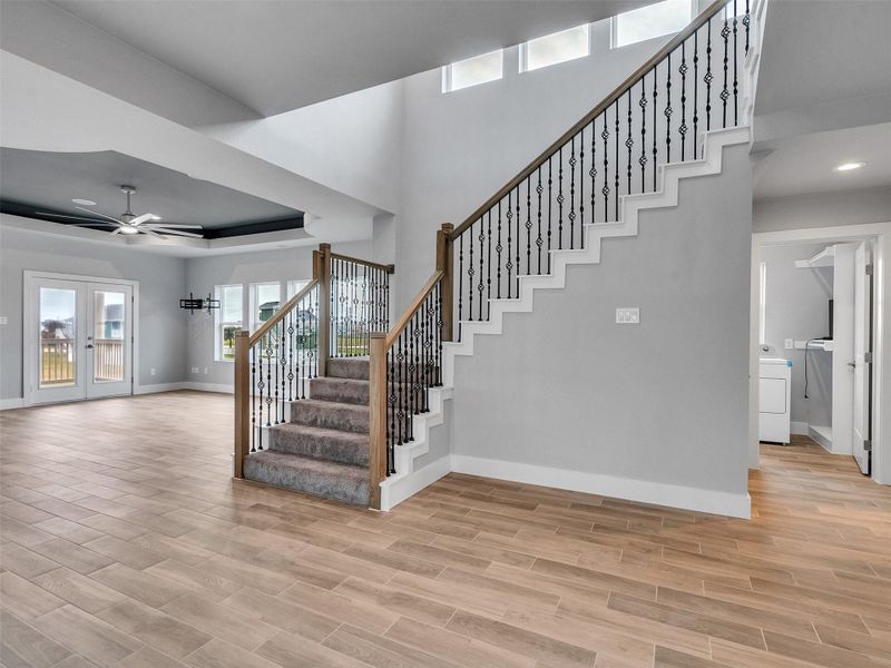 Spacious, unfurnished interior of a new home in , Galveston (Image 30).