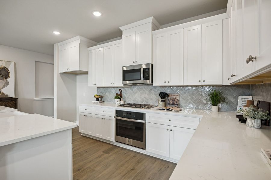 Furnished interior view inside a new home in Las Lomas, Forney (Image 6).