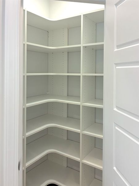 Close-up of interior finishes inside a home in Weybridge, Burlington (Image 16). Close-up of interior finishes inside a home in Weybridge, Burlington (Image 16).