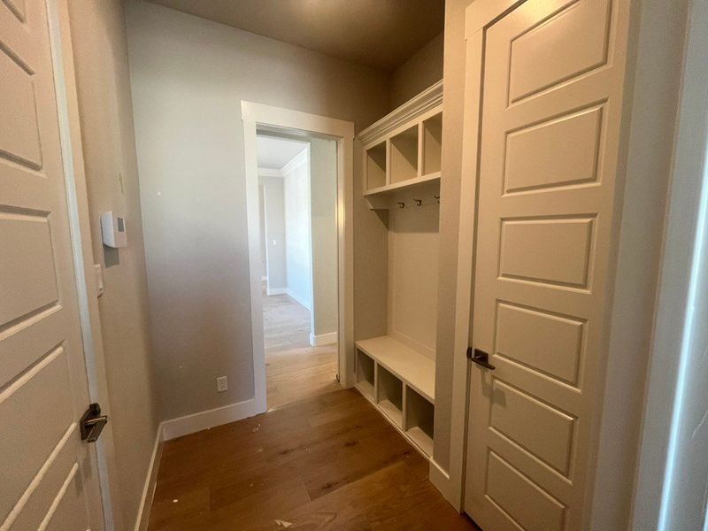 Spacious, unfurnished interior of a new home in Eagle Ridge Estates, Weatherford (Image 10).