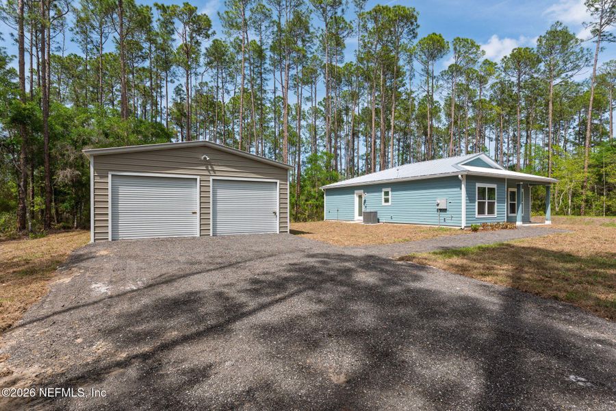 Exterior details and patio area of a home in , Hastings (Image 20).