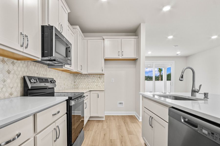 Furnished interior view inside a new home in Coastal Club of the Carolinas, Calabash (Image 5).