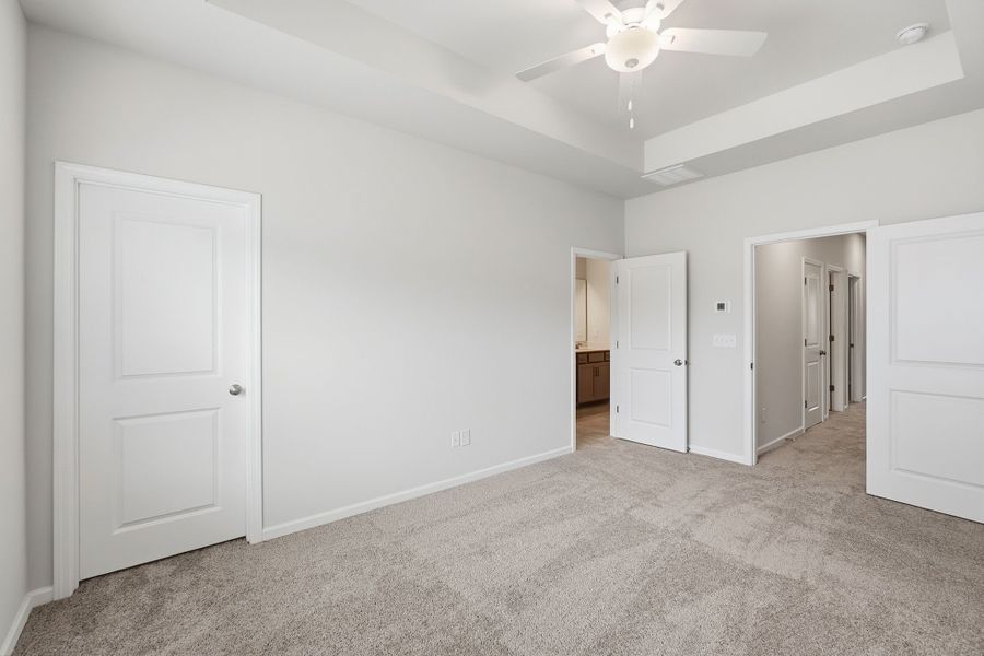 Spacious, unfurnished interior of a new home in Lakeview Village, Charlotte (Image 17). Spacious, unfurnished interior of a new home in Lakeview Village, Charlotte (Image 17).