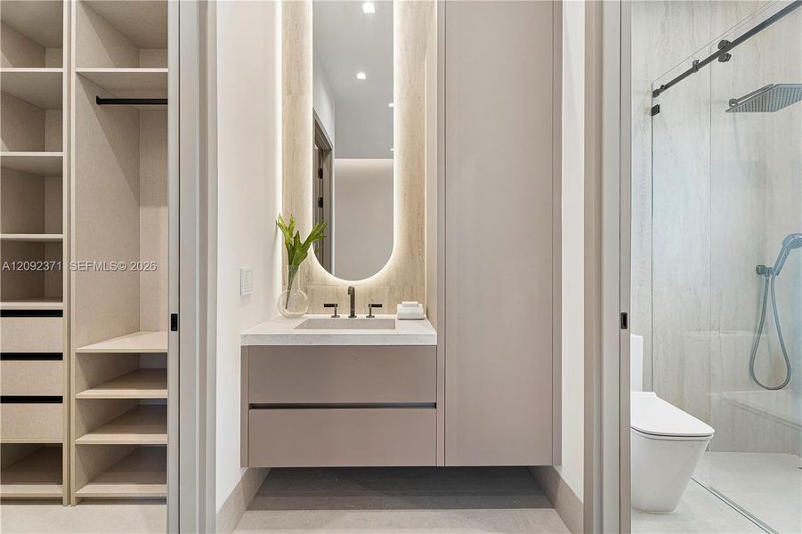 Furnished interior view inside a new home in , Pinecrest (Image 65).