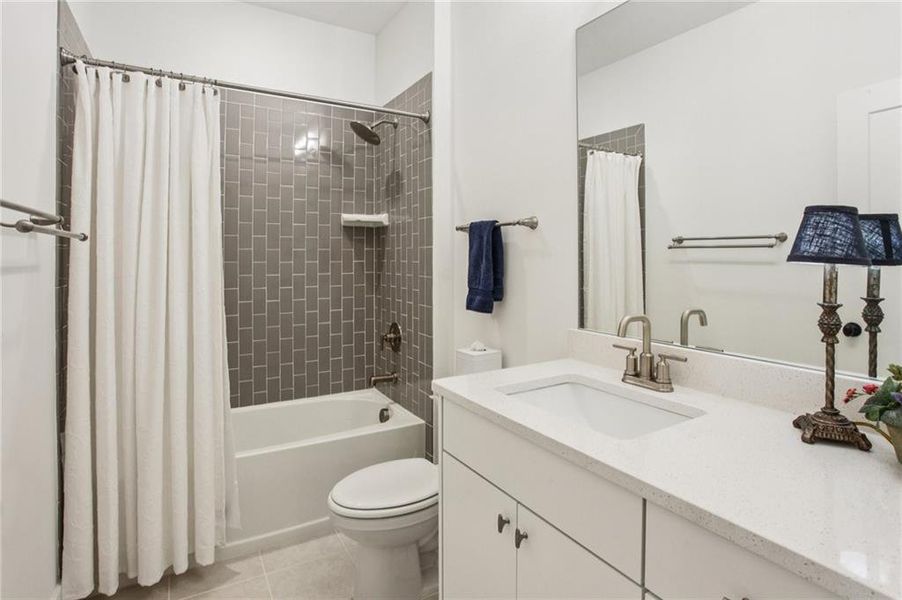 Furnished interior view inside a new home in , Marietta (Image 24).