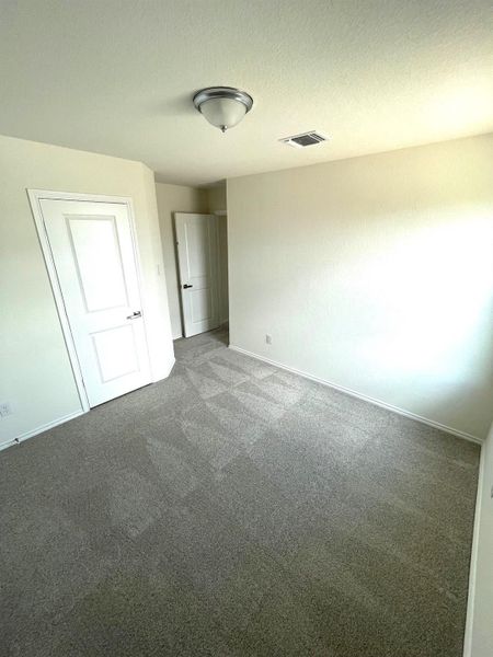 Spacious, unfurnished interior of a new home in Mustang Valley, Manor (Image 21). Spacious, unfurnished interior of a new home in Mustang Valley, Manor (Image 21).