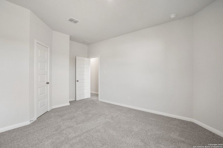 Spacious, unfurnished interior of a new home in Melissa Ranch, San Antonio (Image 24). Spacious, unfurnished interior of a new home in Melissa Ranch, San Antonio (Image 24).