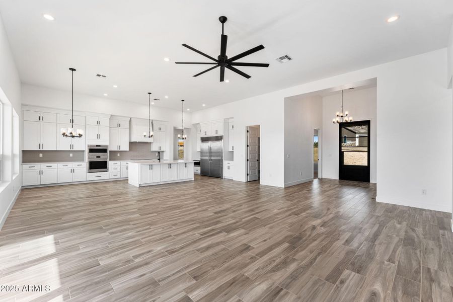 Great Room/Kitchen Great Room/Kitchen