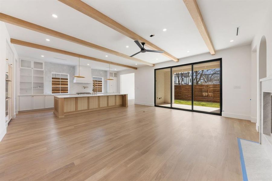 Spacious, unfurnished interior of a new home in , Dallas (Image 7).