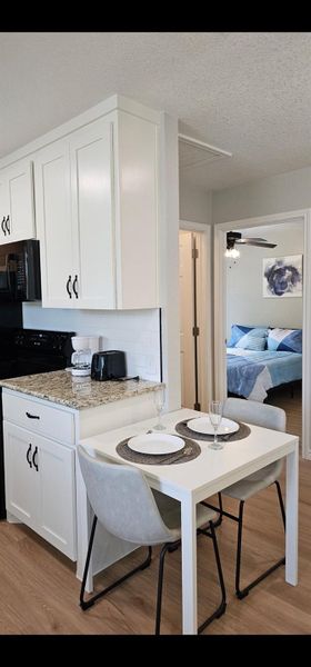 Nice casual breakfast table or romantic dinner table for 2 Nice casual breakfast table or romantic dinner table for 2