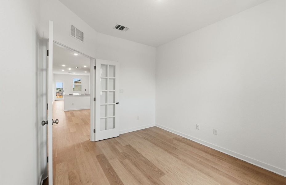 Spacious, unfurnished interior of a new home in La Cima, San Marcos (Image 15).