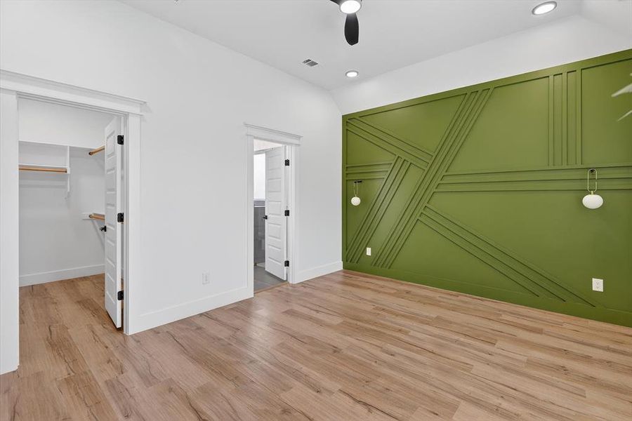 Spacious, unfurnished interior of a new home in , Haltom City (Image 20).