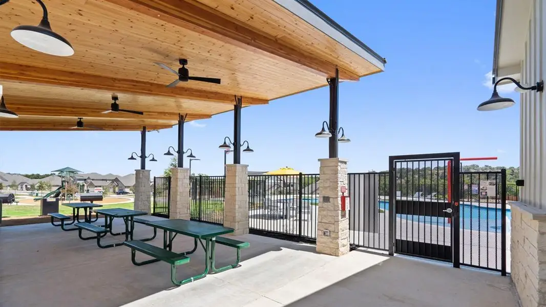 Community amenities in Riverview, Georgetown (Image 5).