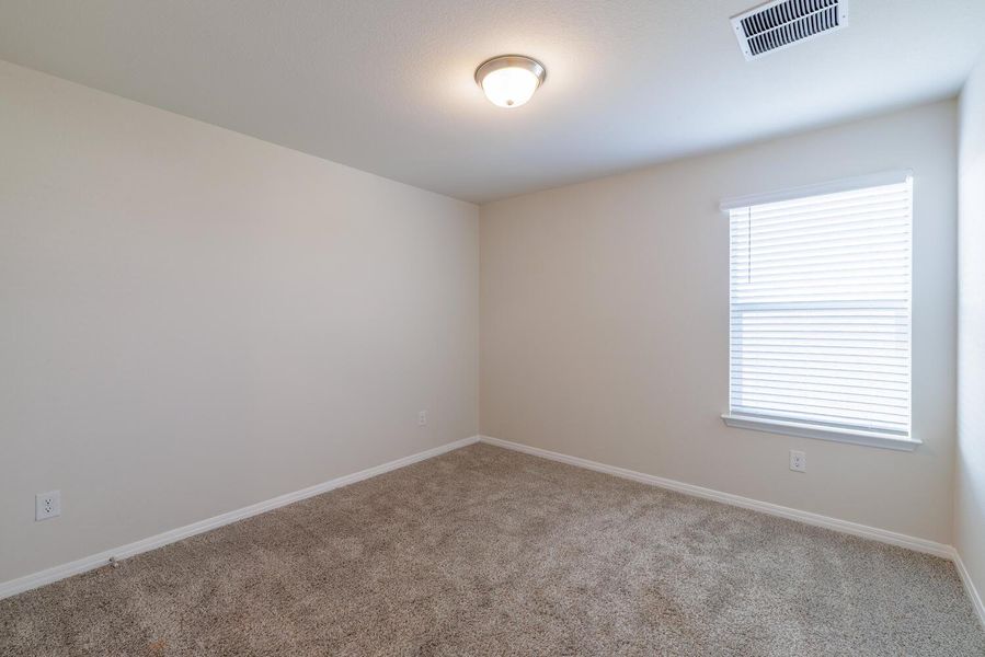 Spacious, unfurnished interior of a new home in , Manor (Image 19).