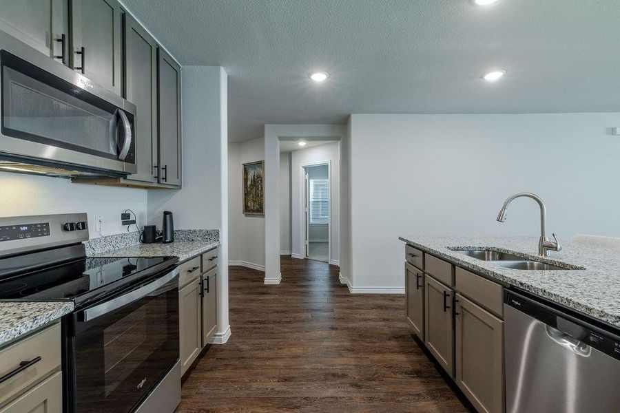 Great open-concept with granite counters Great open-concept with granite counters