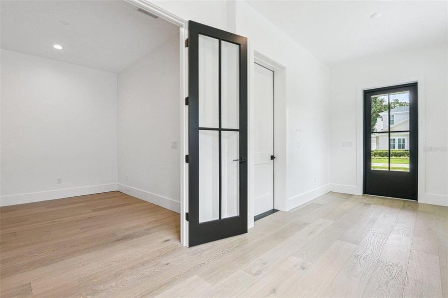 Image 24 of a home in .