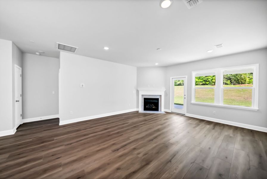 Spacious, unfurnished interior of a new home in Monroe Preserve, Chapin (Image 19). Spacious, unfurnished interior of a new home in Monroe Preserve, Chapin (Image 19).