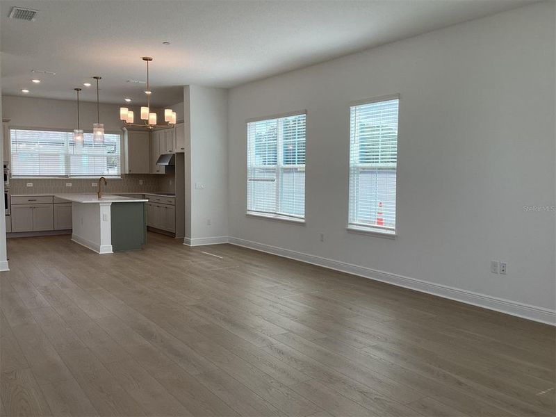 Spacious, unfurnished interior of a new home in Lake Cawood Cove, Winter Springs (Image 7). Spacious, unfurnished interior of a new home in Lake Cawood Cove, Winter Springs (Image 7).