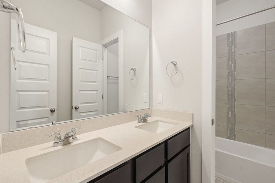 Representative furnished interior of a home built from the Greenbriar by Pacesetter Homes in Orchard Ridge, Liberty Hill (Image 4). Representative furnished interior of a home built from the Greenbriar by Pacesetter Homes in Orchard Ridge, Liberty Hill (Image 4).